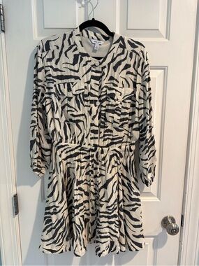 Nine West Zebra Print Tiered Shirt Dress Medium Safari Animal Print